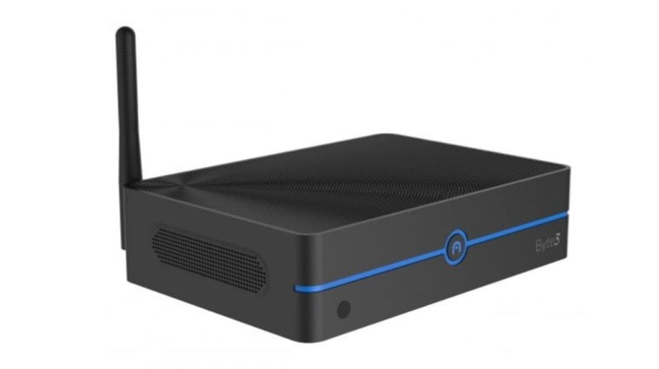 Azul Computer Azulle Byte3 a fanless mini PC with remote control and 8 GB of RAM
