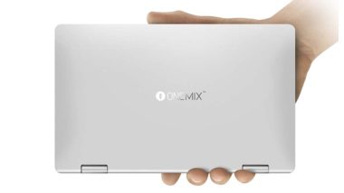 One Mix 3