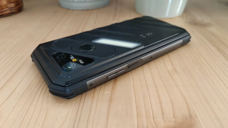 AGM X7 Pro Review Tm008