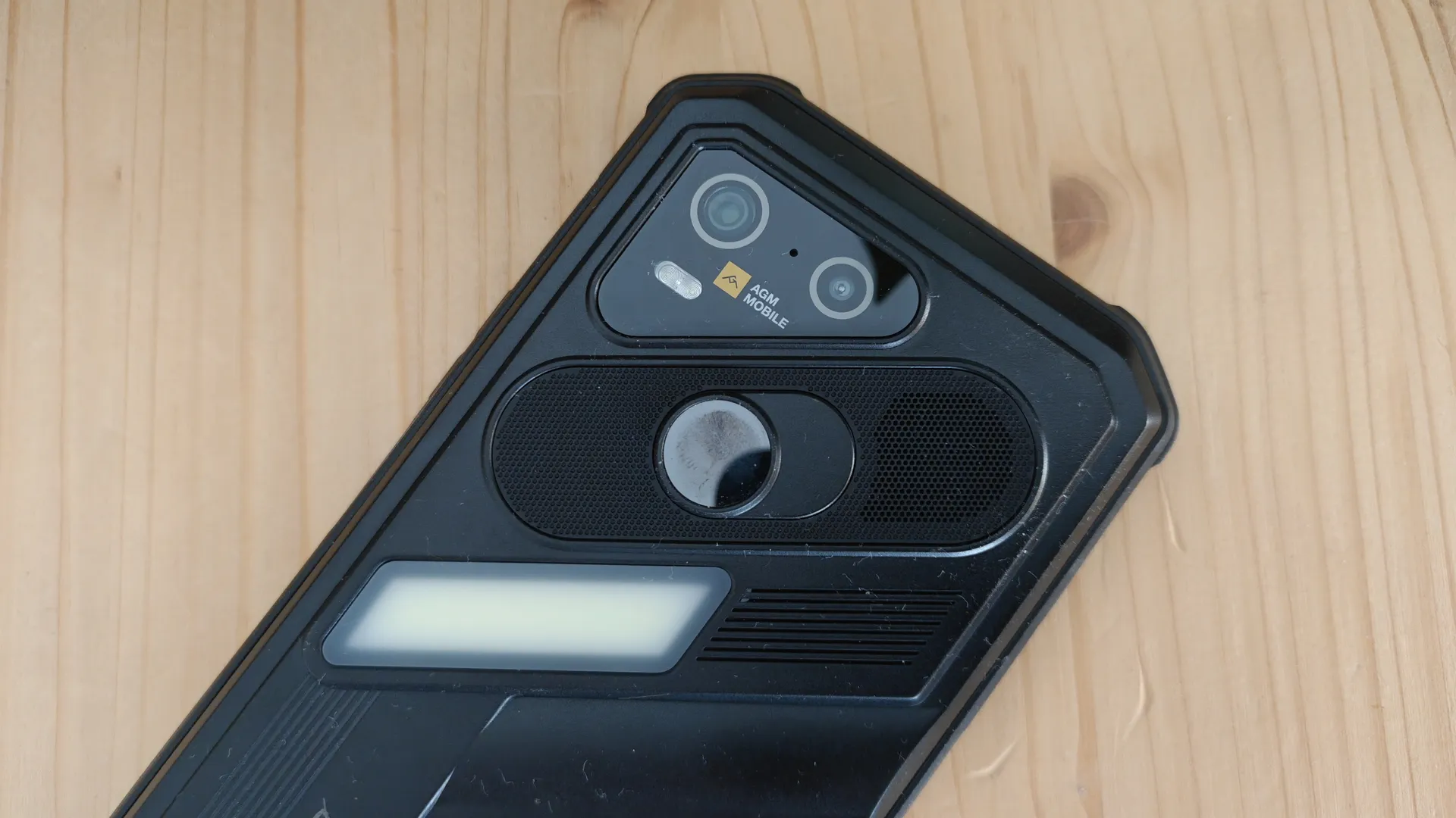 AGM X7 Pro Review Tm009